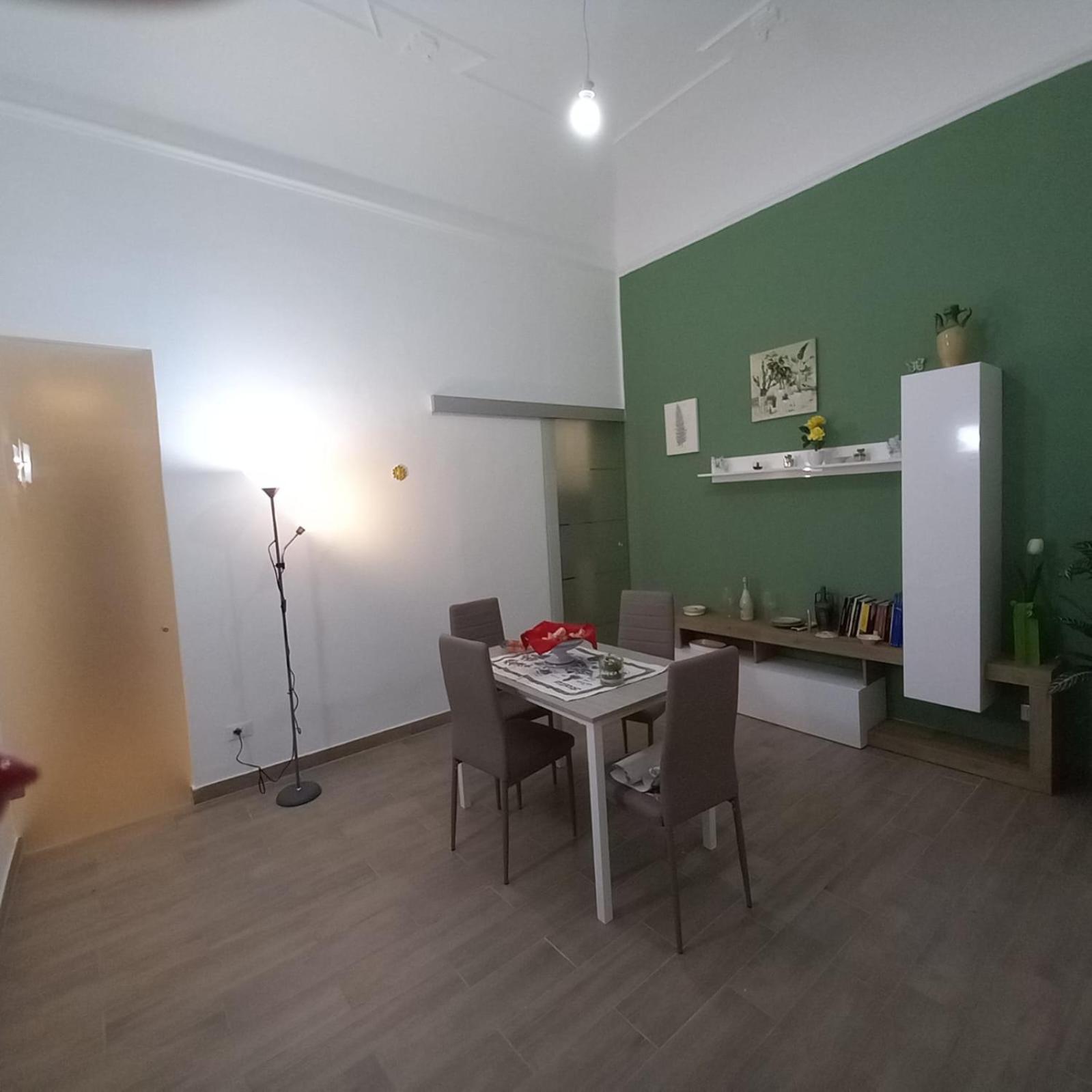 A Casa Di Lori Apartment Palermo Bagian luar foto