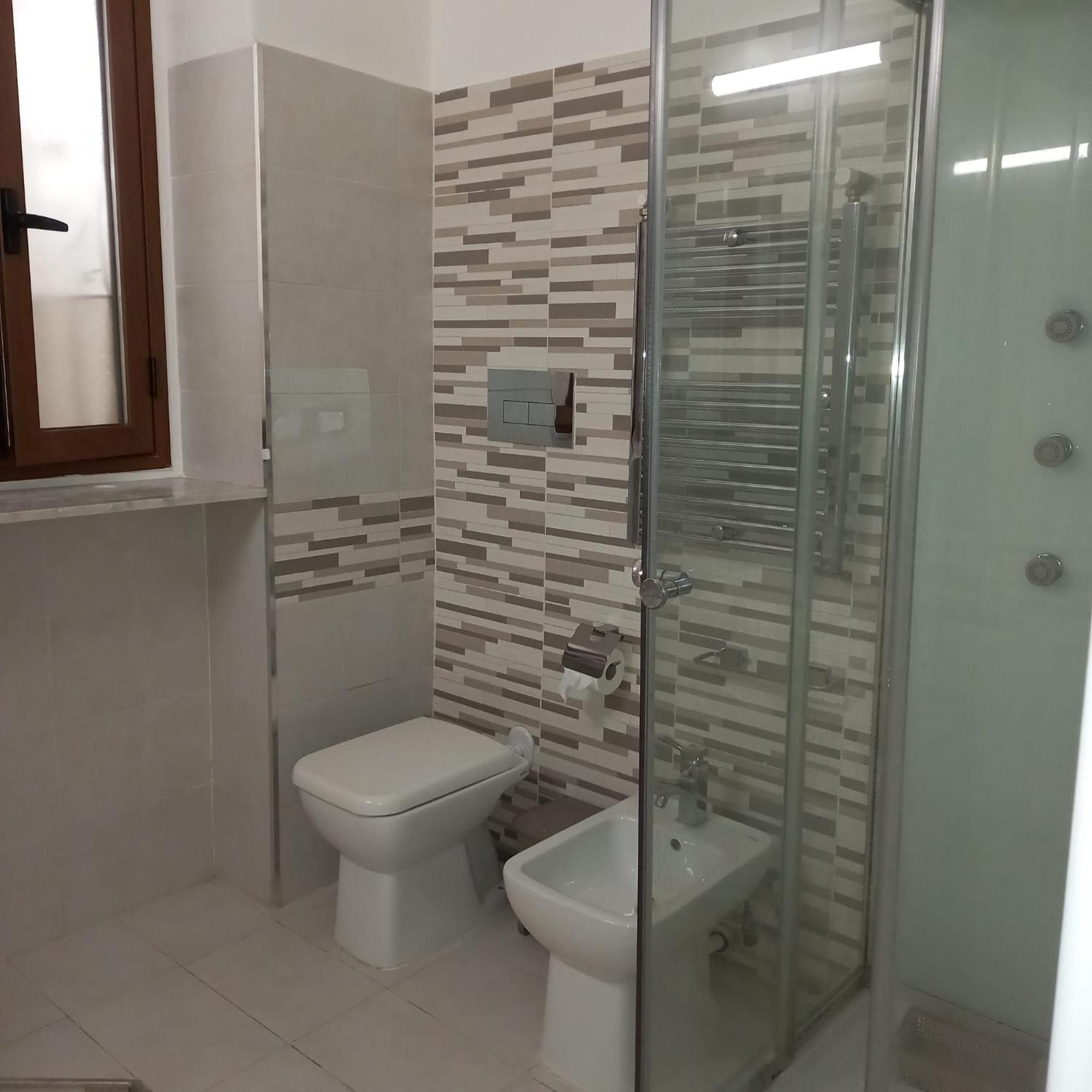 A Casa Di Lori Apartment Palermo Bagian luar foto